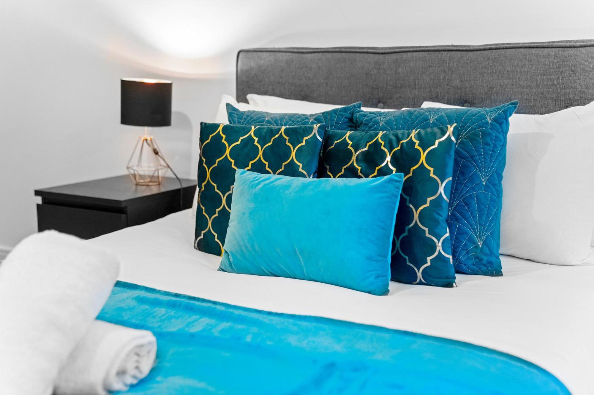 New Luxe Apartment - Secure Parking - Birmingham City Centre - Netflix - Wifi - Top Rated - 54M Eksteriør billede