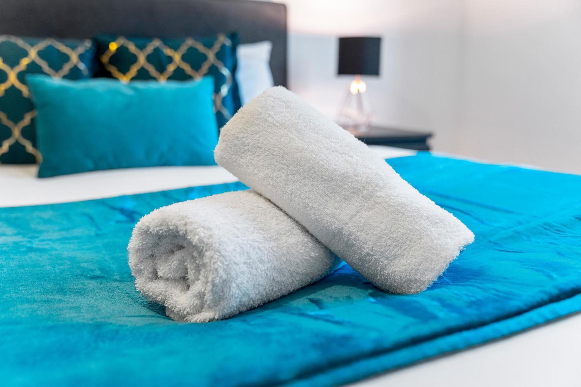 New Luxe Apartment - Secure Parking - Birmingham City Centre - Netflix - Wifi - Top Rated - 54M Eksteriør billede